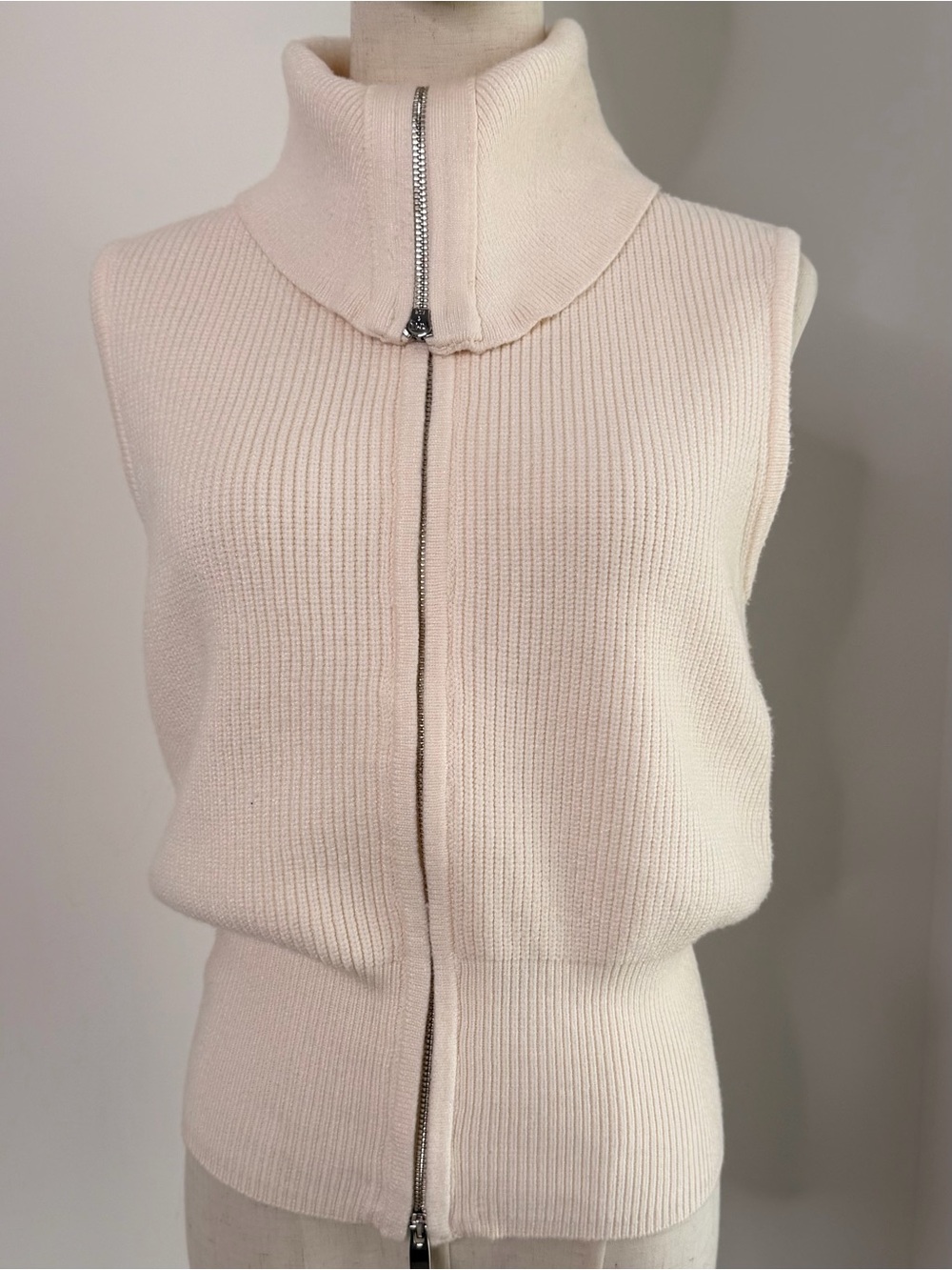 Joie Cream Ribbed Zip Front Sleeveless Sweater Vest M - Picture 7 of 13